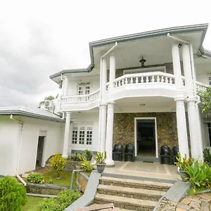 Oyo 386 White Tourist Guest Hotel